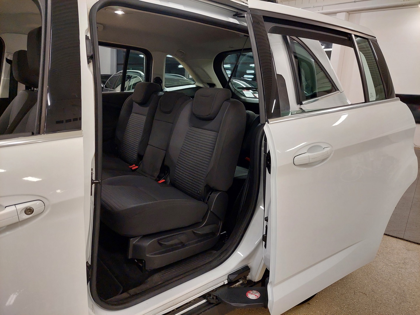 FORD Grand C-Max 2016