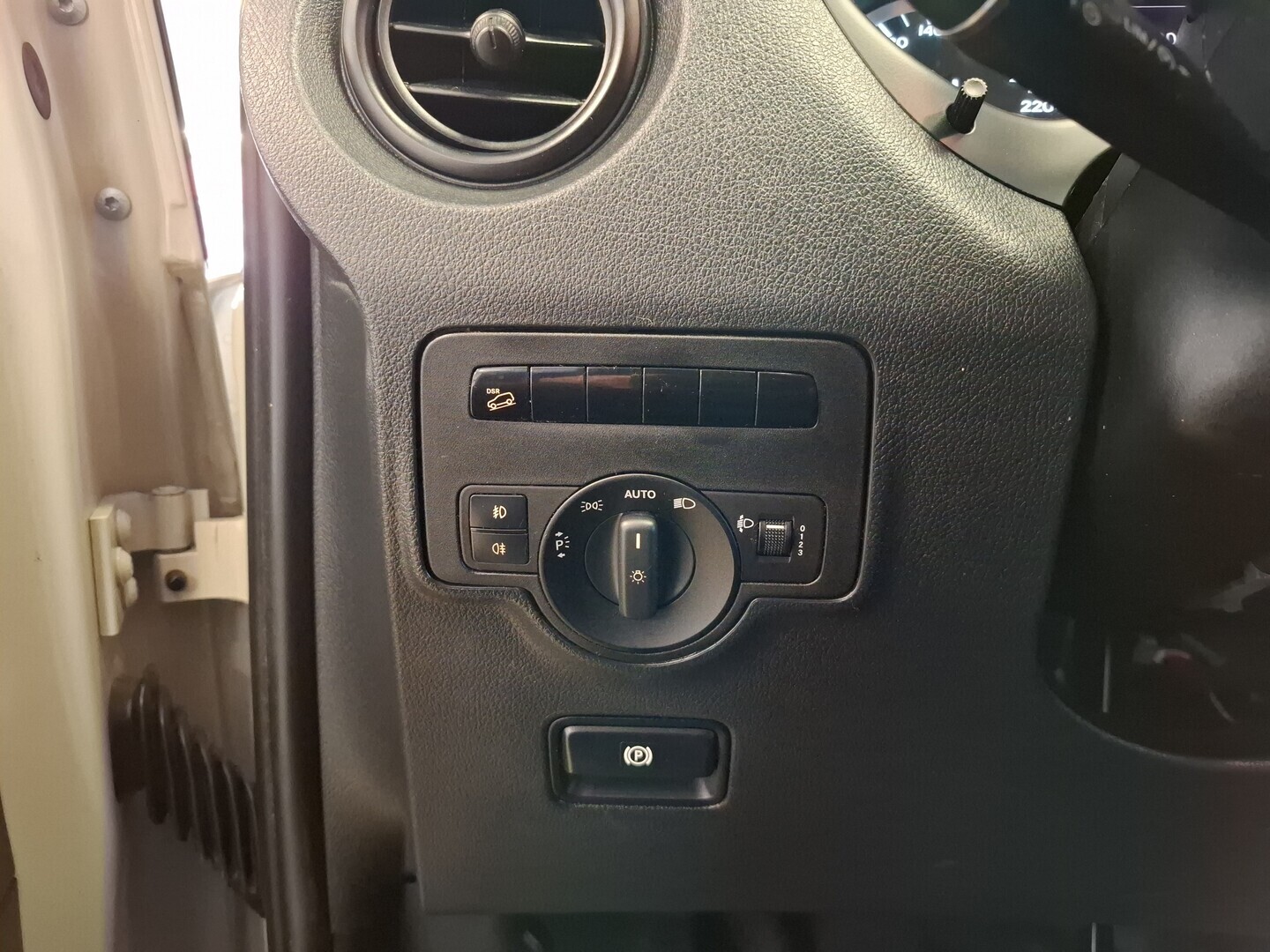 MERCEDES-BENZ Vito 2015