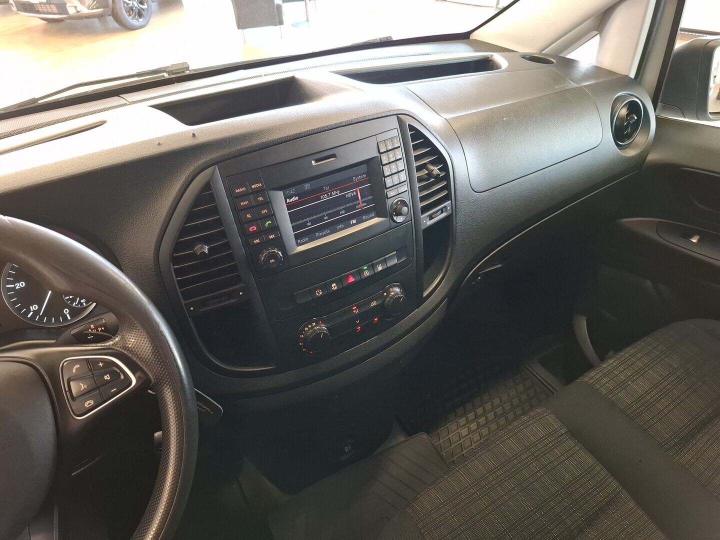 MERCEDES-BENZ Vito 2015