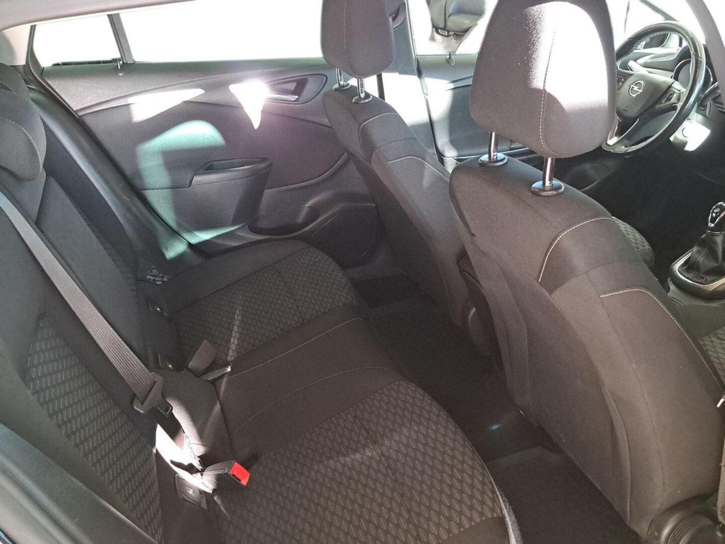 OPEL Astra 8