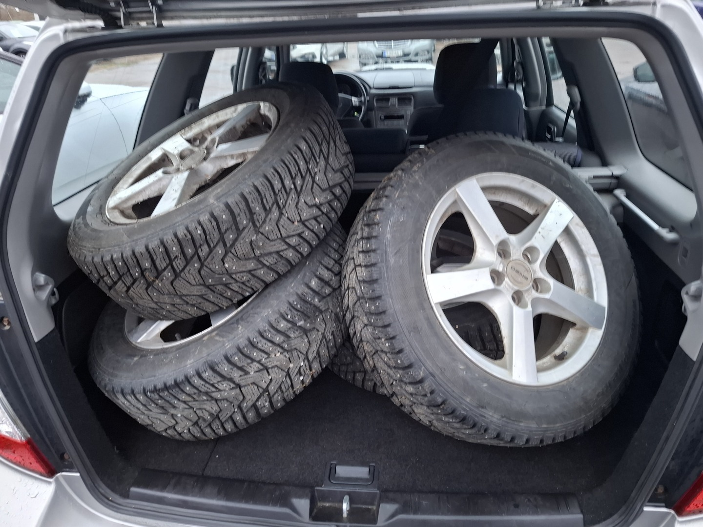 SUBARU Forester 2006