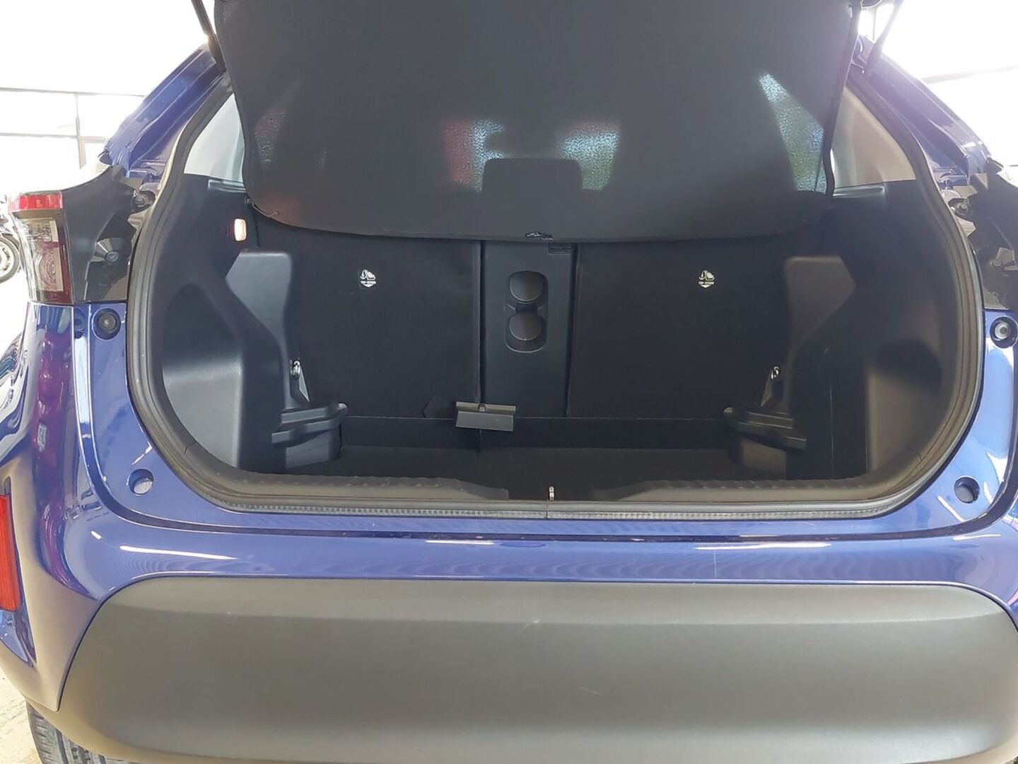 TOYOTA Yaris Cross 2024