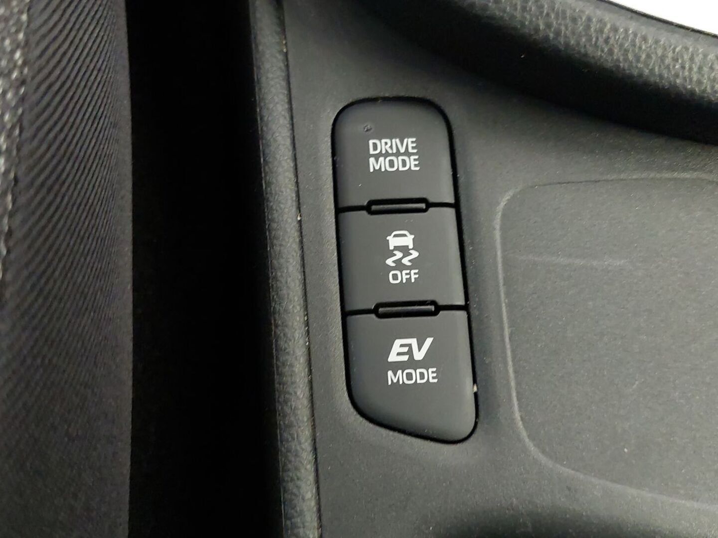 TOYOTA Yaris Cross 2024