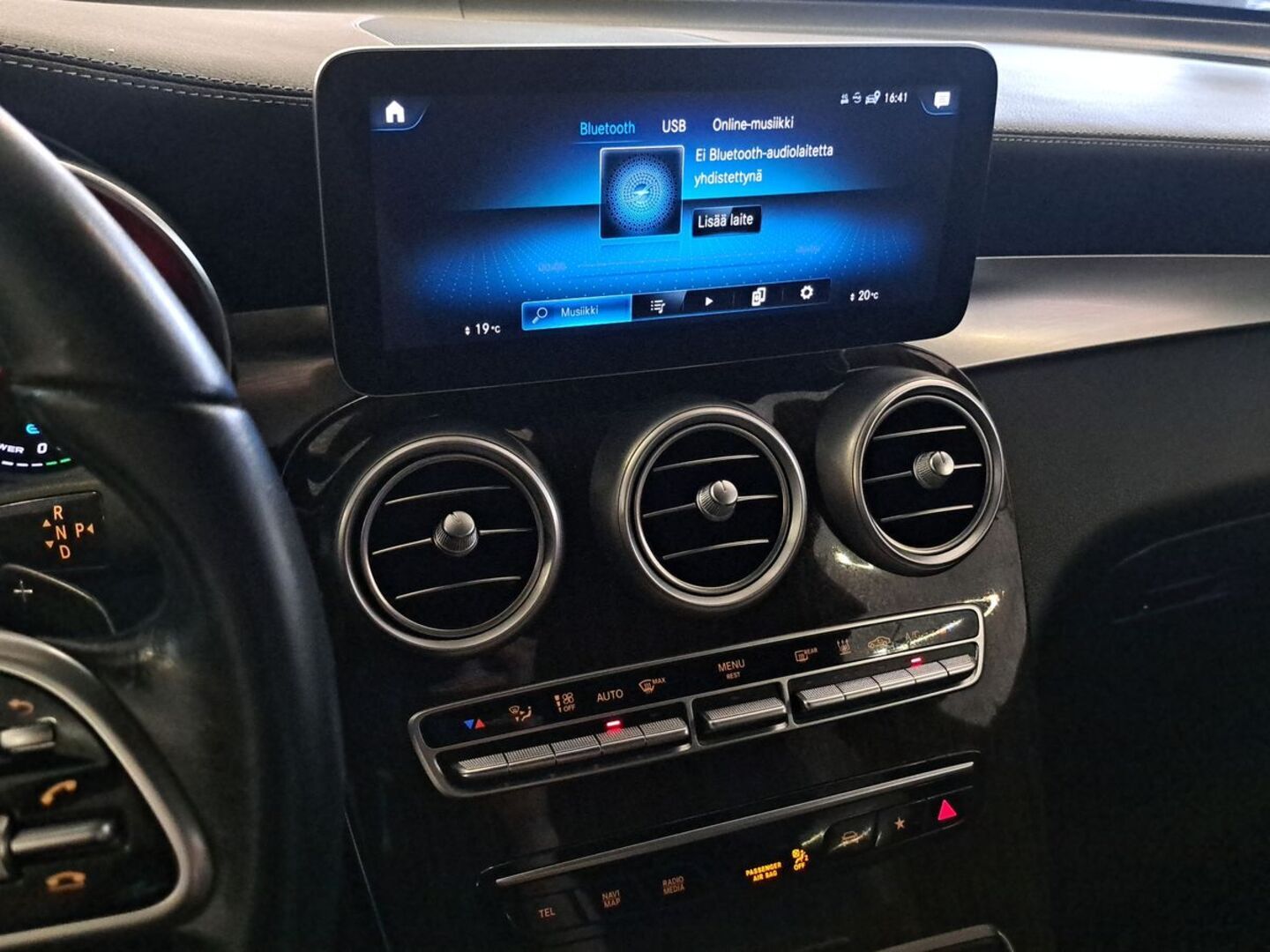 MERCEDES-BENZ GLC 26