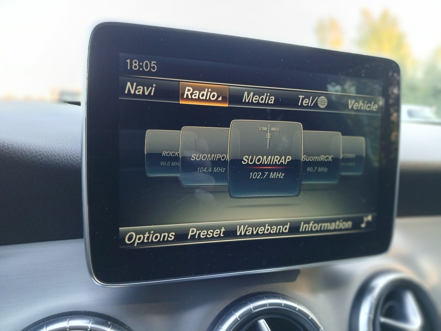 MERCEDES-BENZ CLA 2015