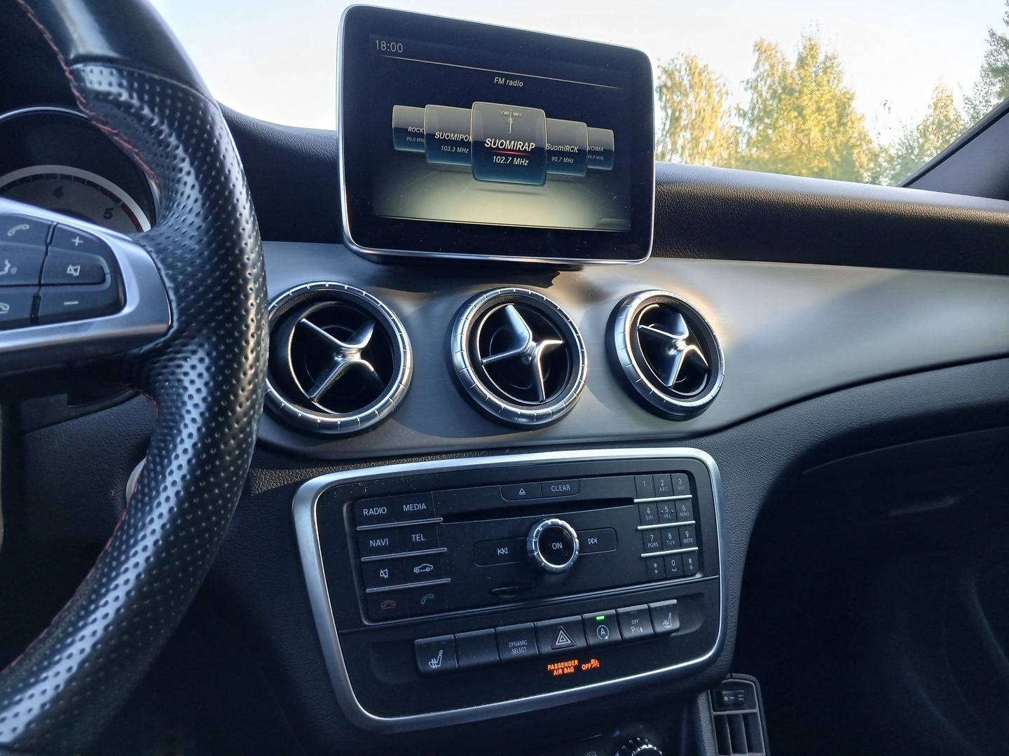 MERCEDES-BENZ CLA 2015