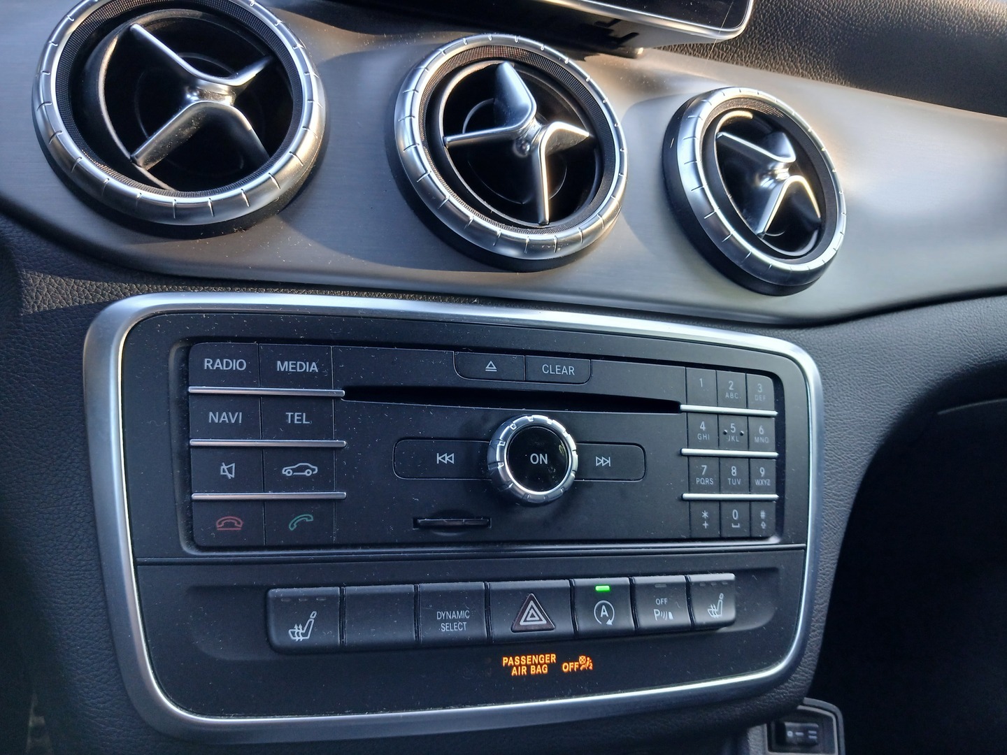 MERCEDES-BENZ CLA 2015