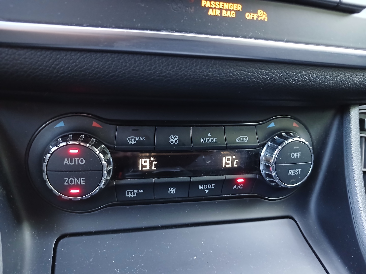 MERCEDES-BENZ CLA 2015