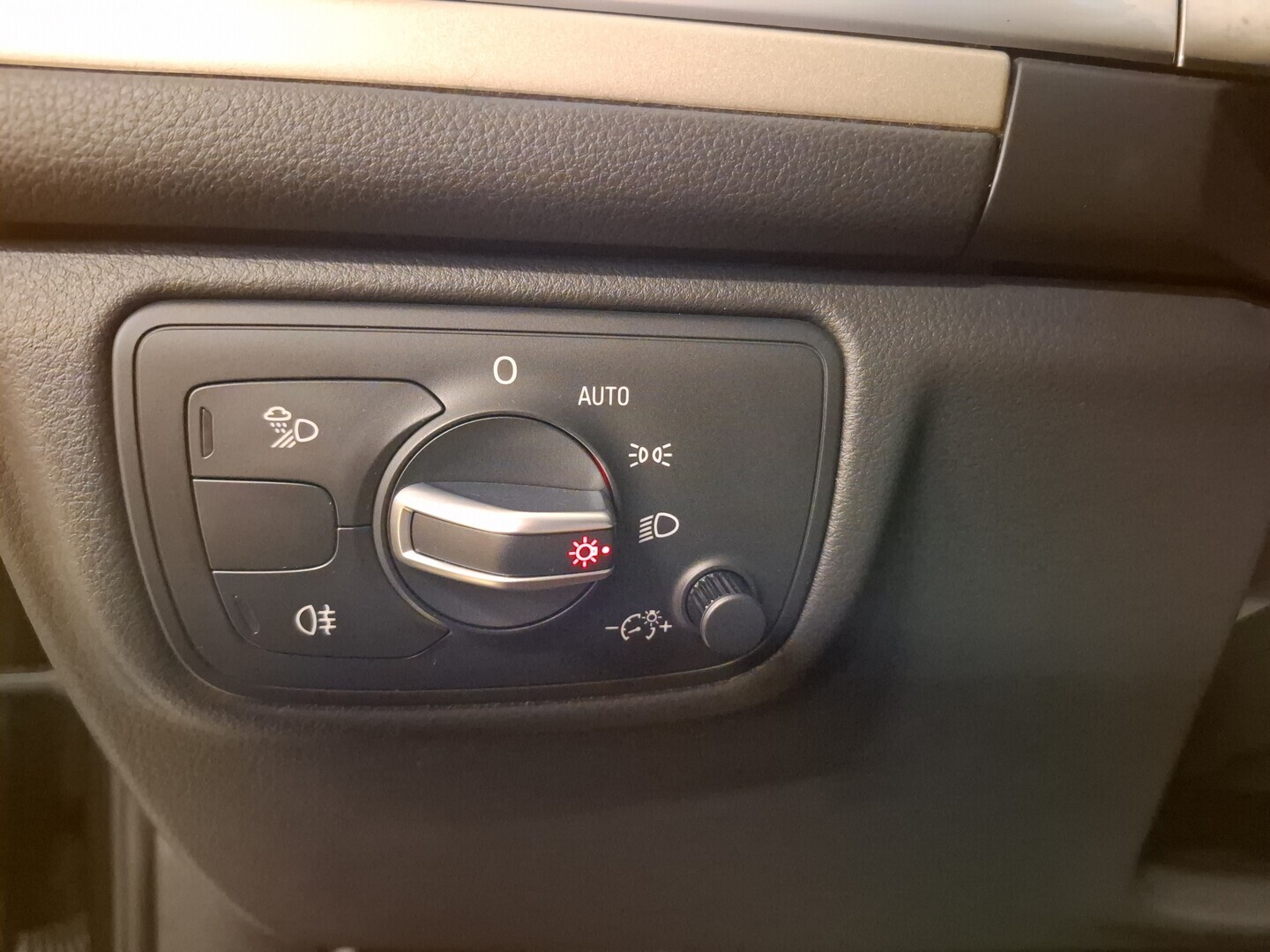 AUDI A6 allroad quattro 2015