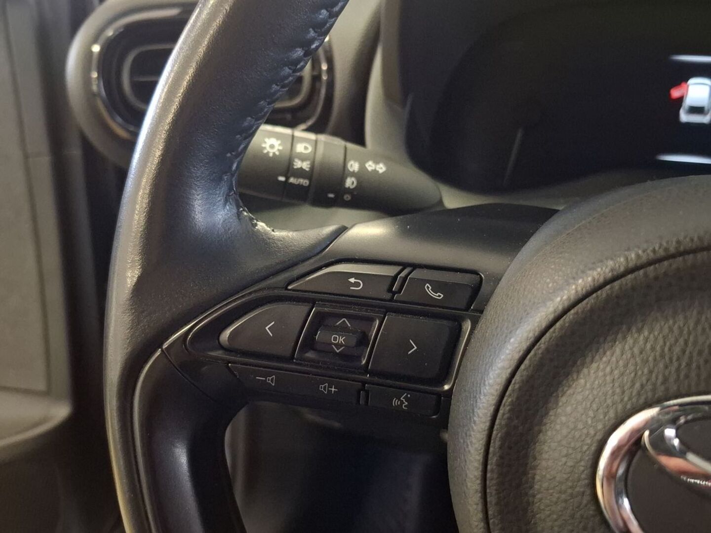 TOYOTA Yaris Cross 2022