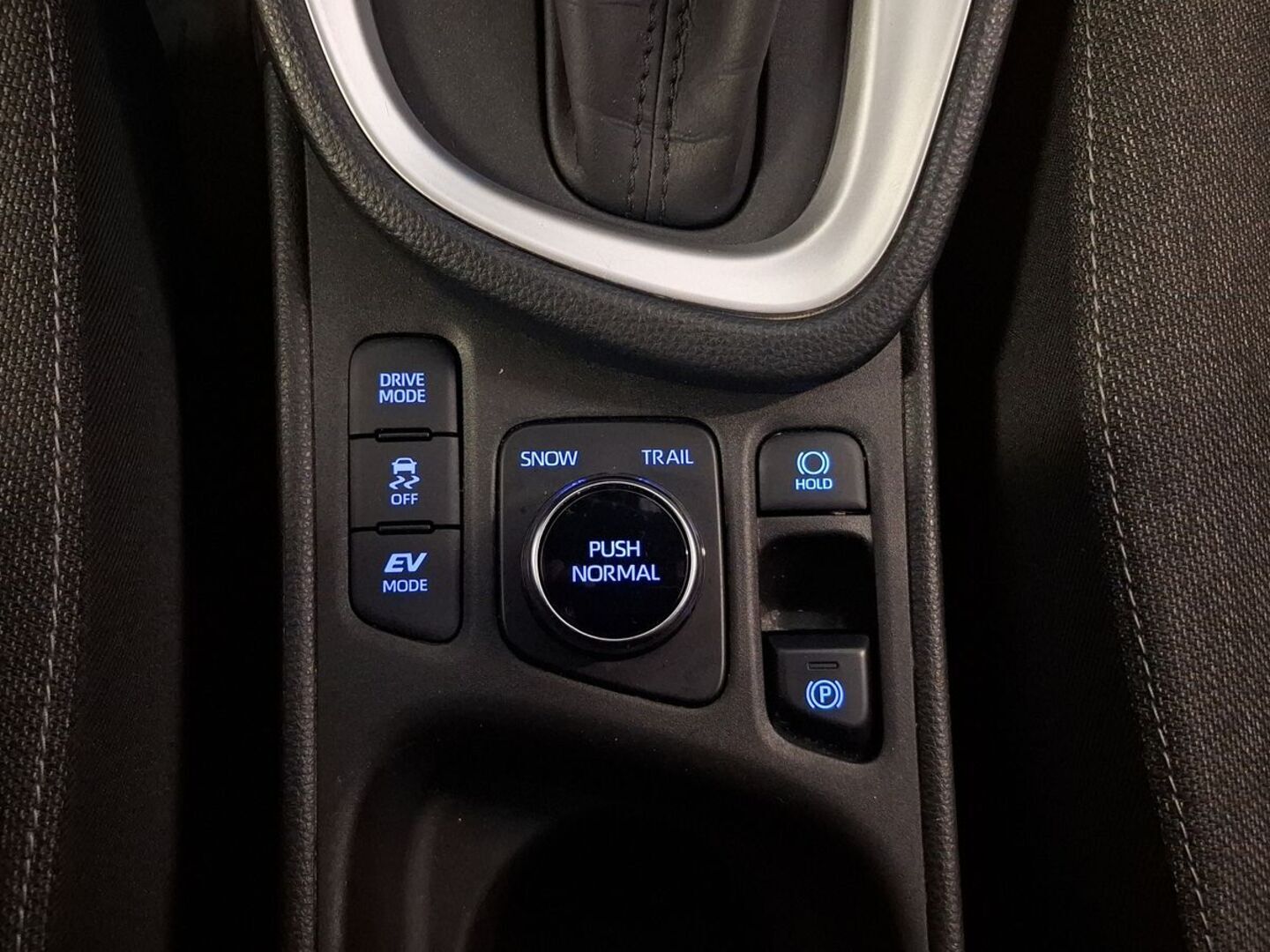 TOYOTA Yaris Cross 2022