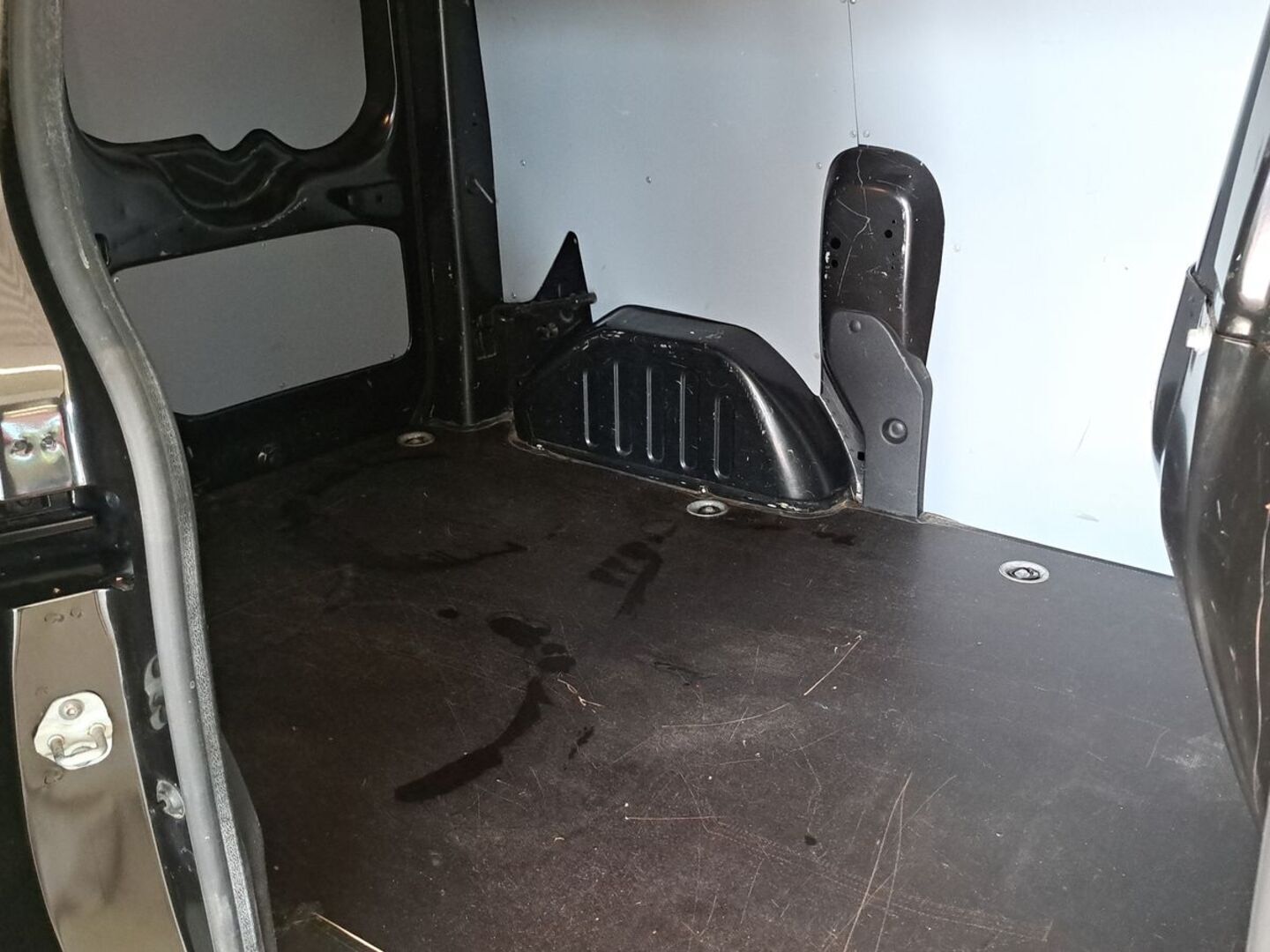 DACIA Dokker Van 2013