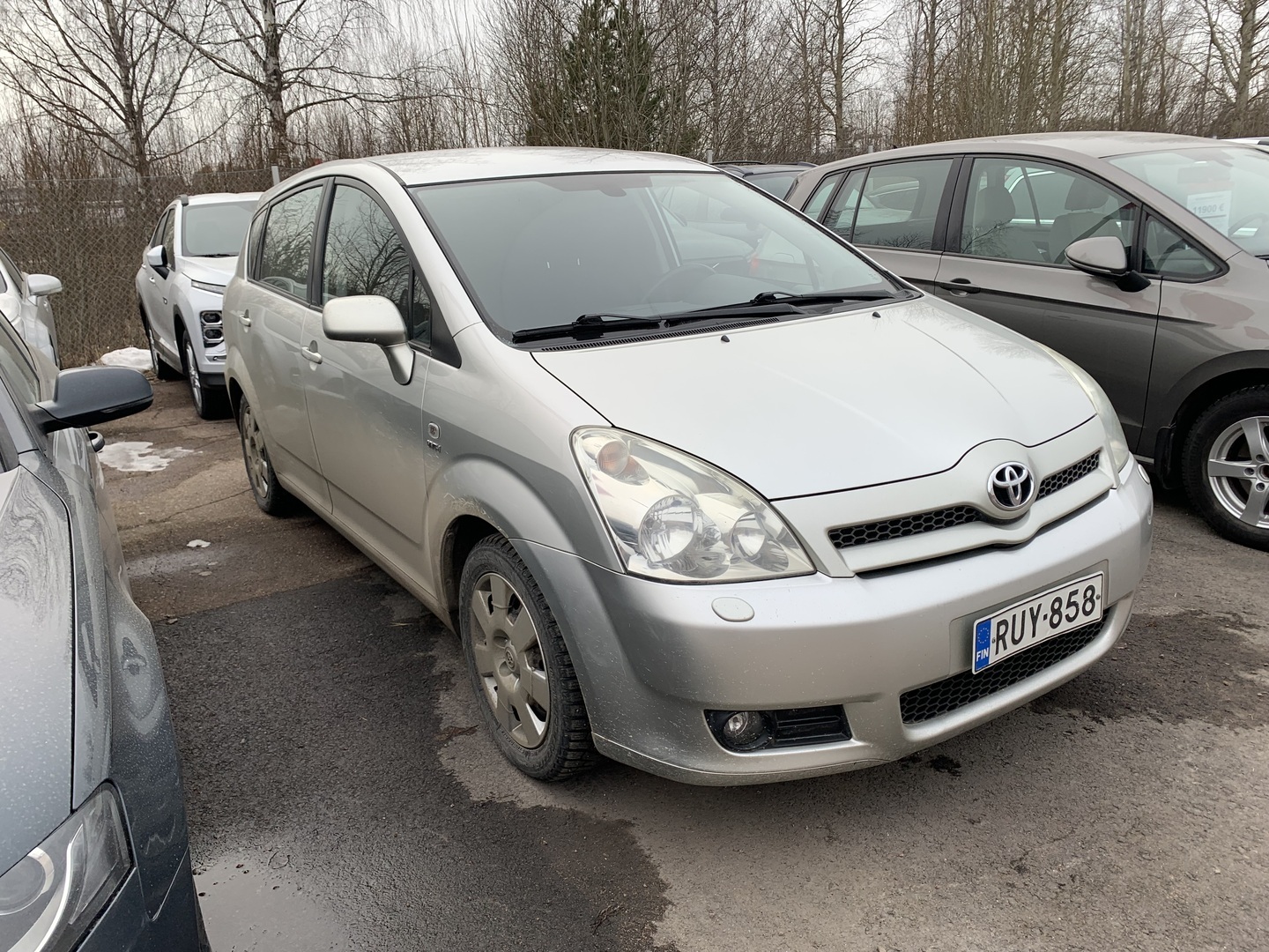 TOYOTA Corolla Verso 2004