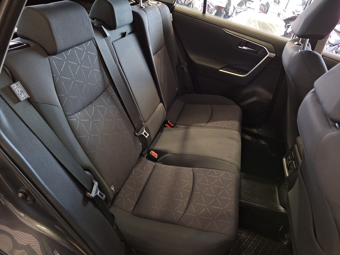 TOYOTA RAV4 2019