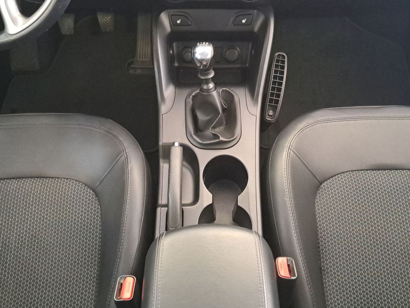 HYUNDAI ix35 2012
