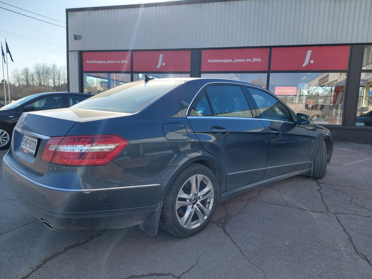 MERCEDES-BENZ E 2009