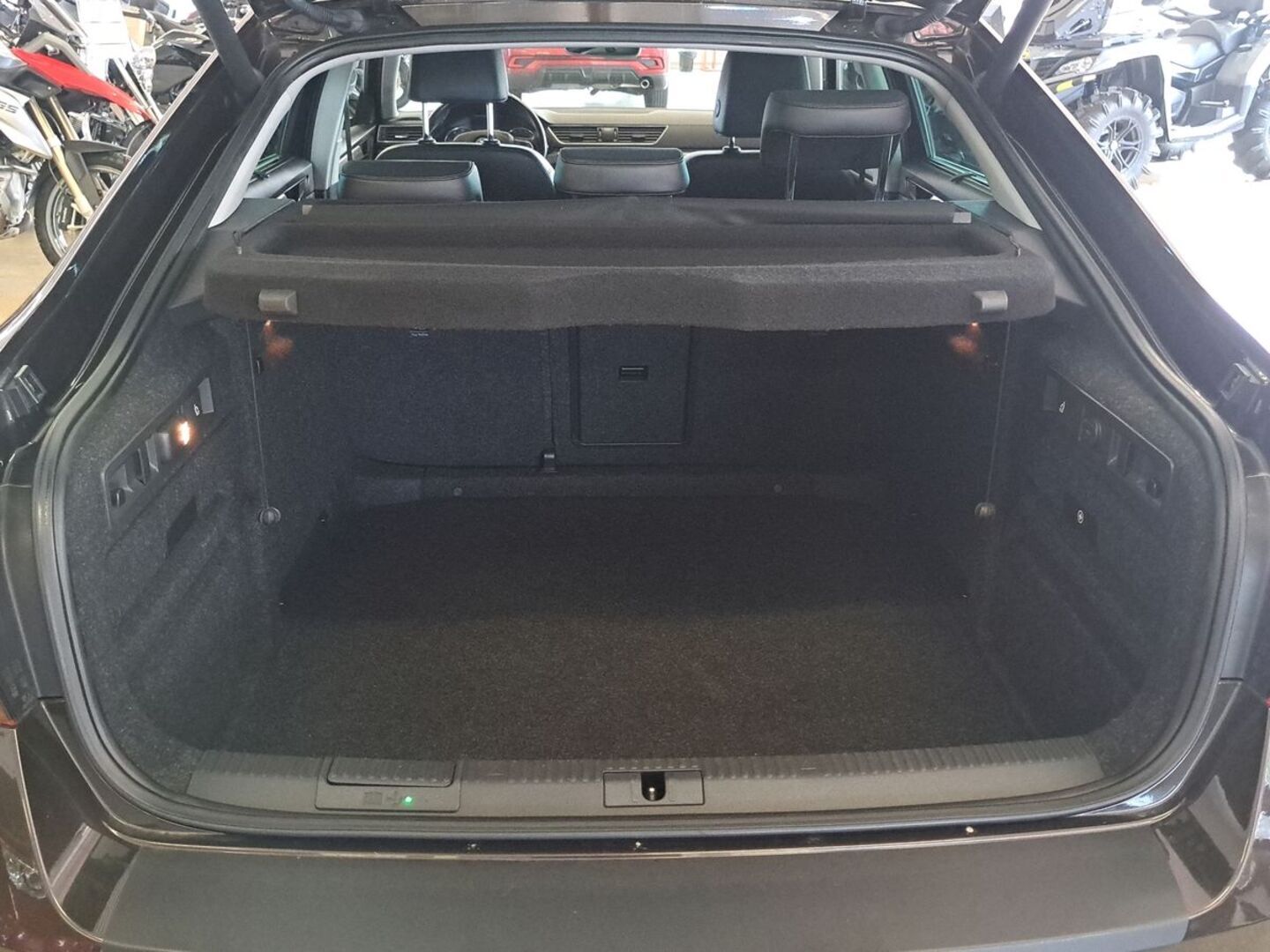 SKODA Superb 11