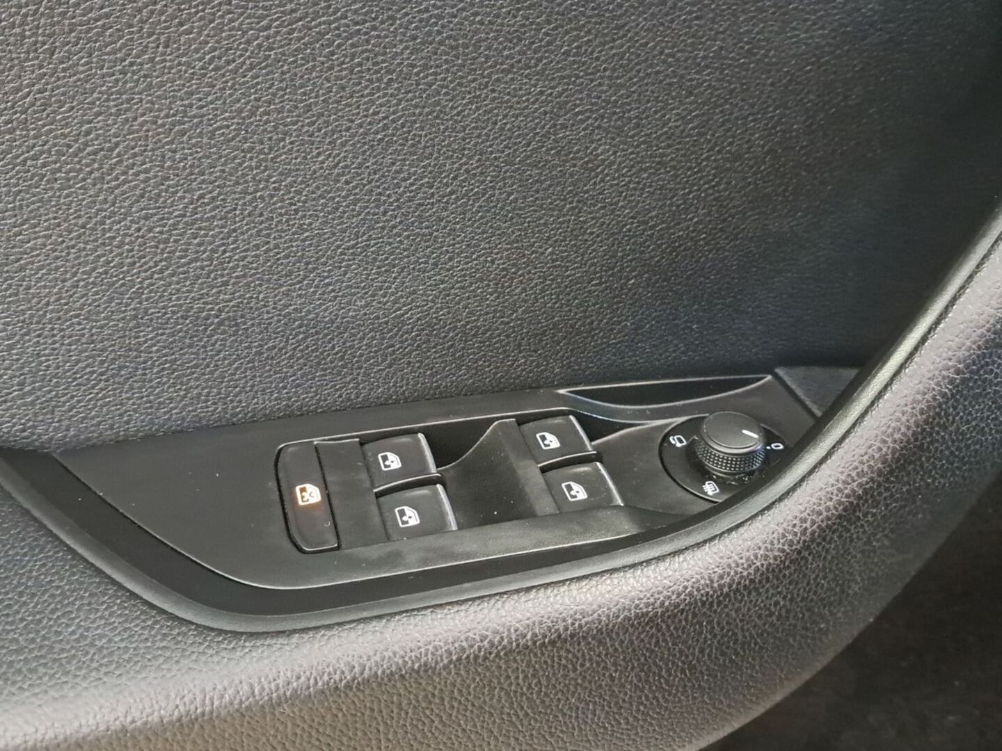 SKODA Superb 18