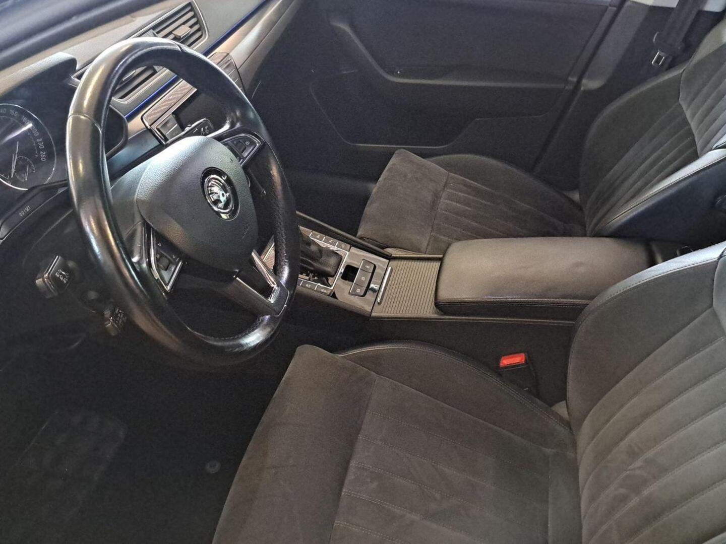 SKODA Superb 7