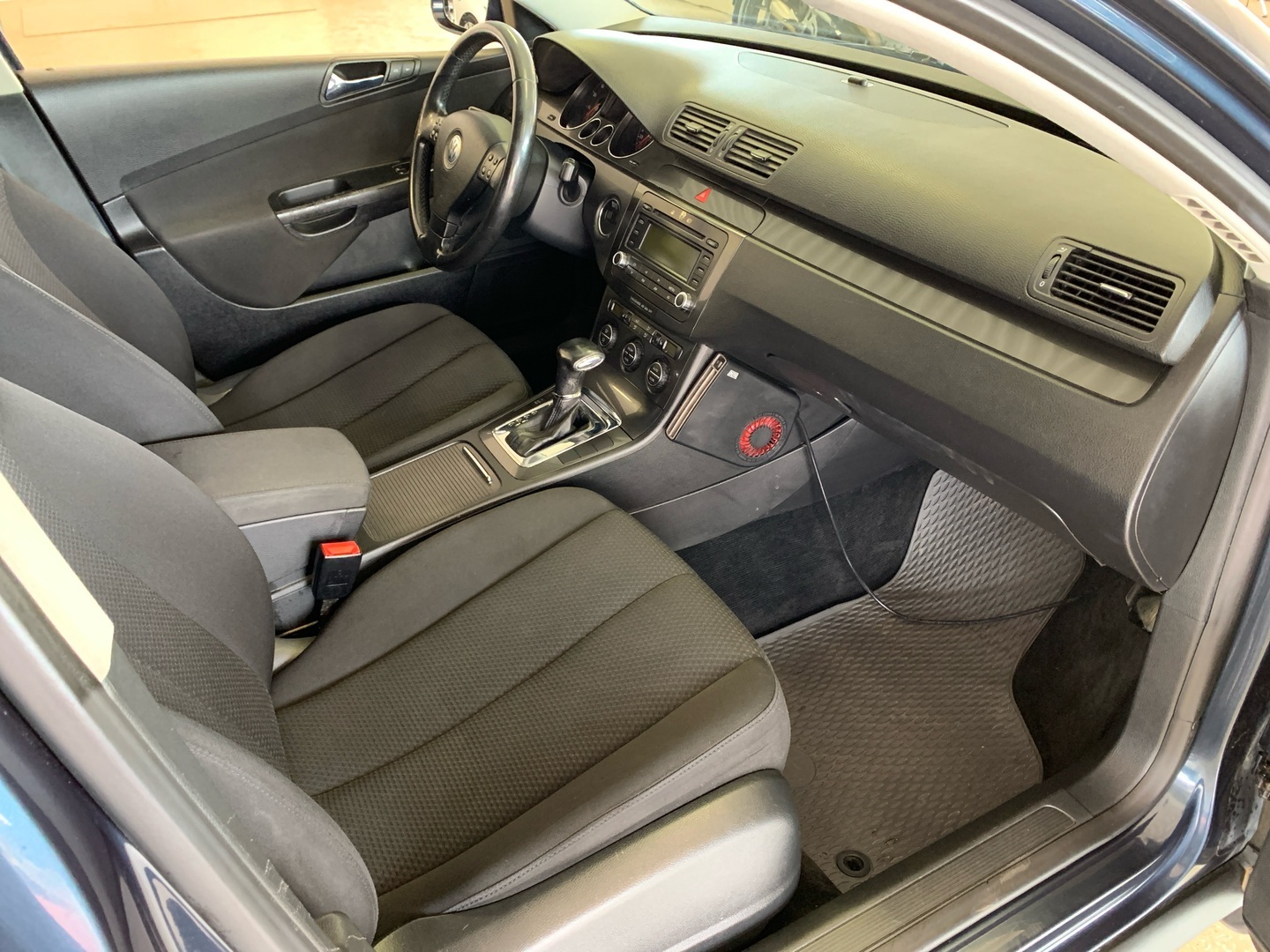 VOLKSWAGEN Passat 2006