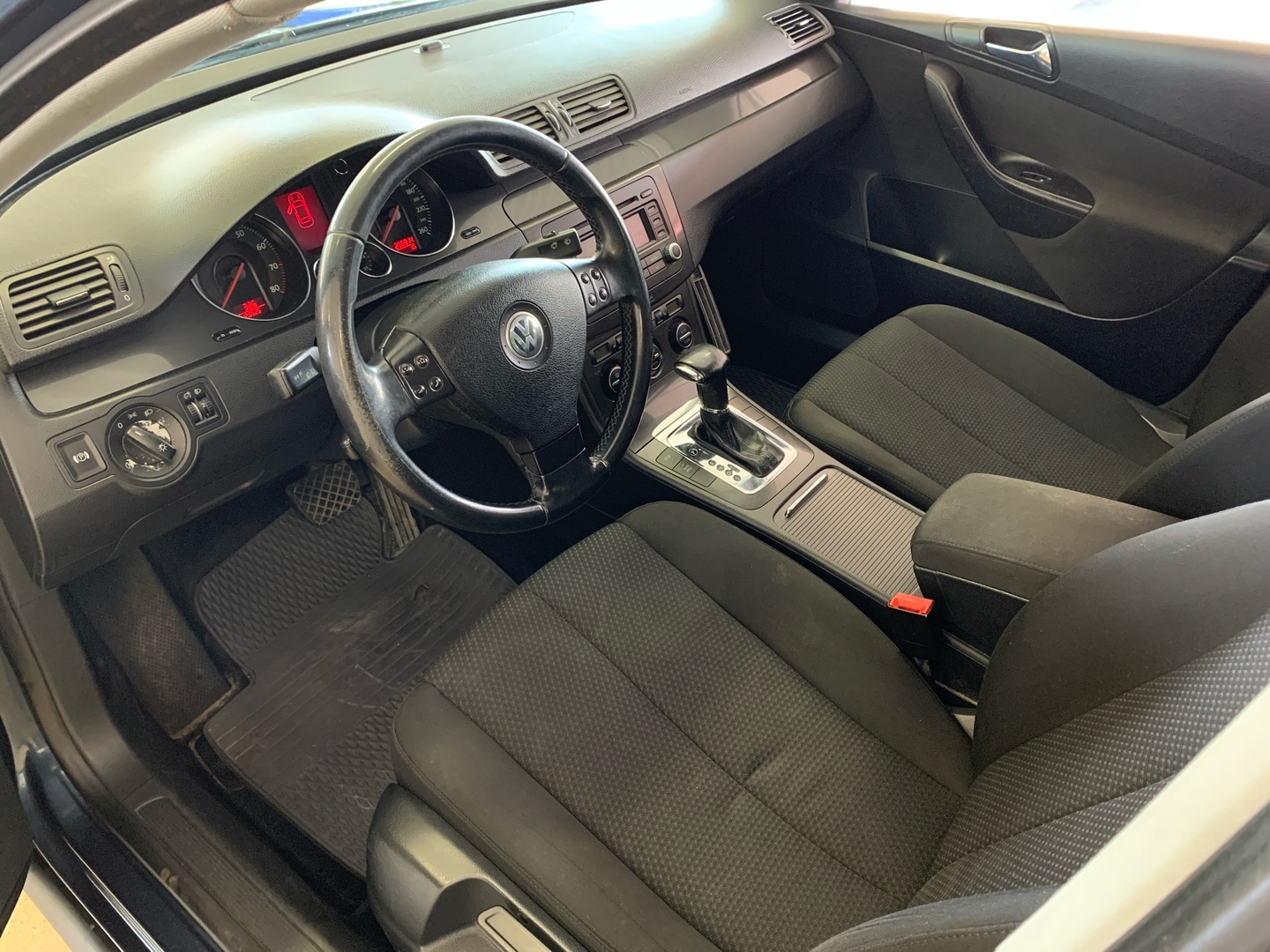 VOLKSWAGEN Passat 2006