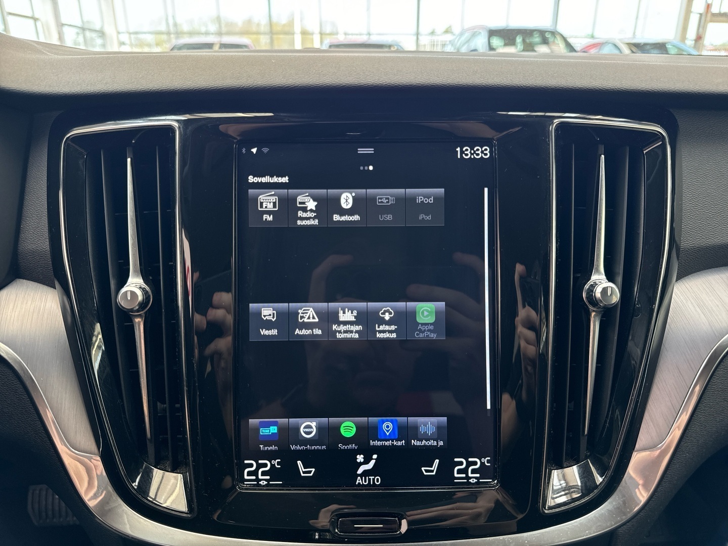VOLVO V60 2020
