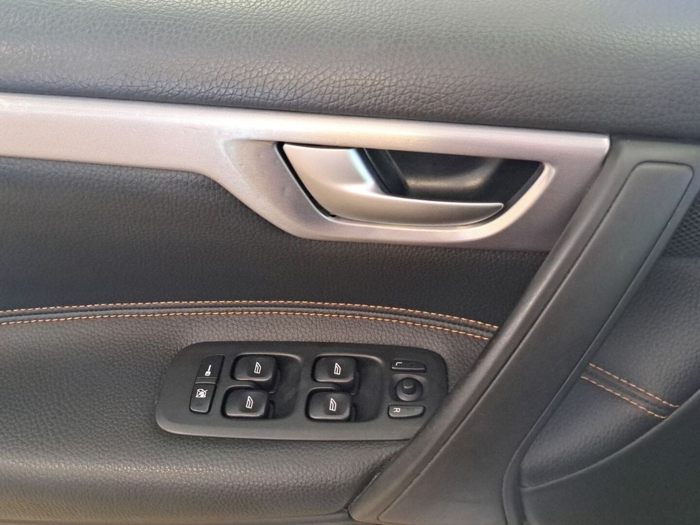 VOLVO S60 21