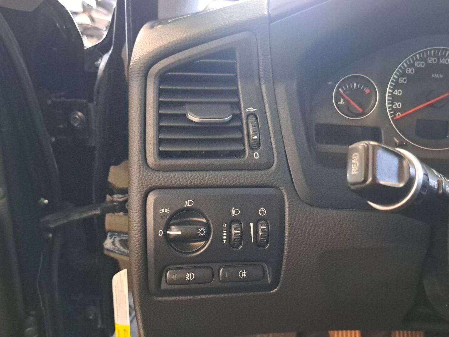 VOLVO S60 22
