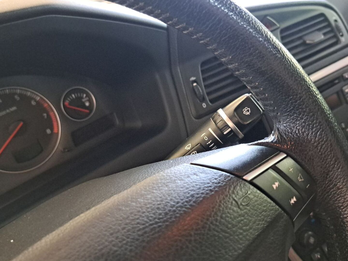 VOLVO S60 24