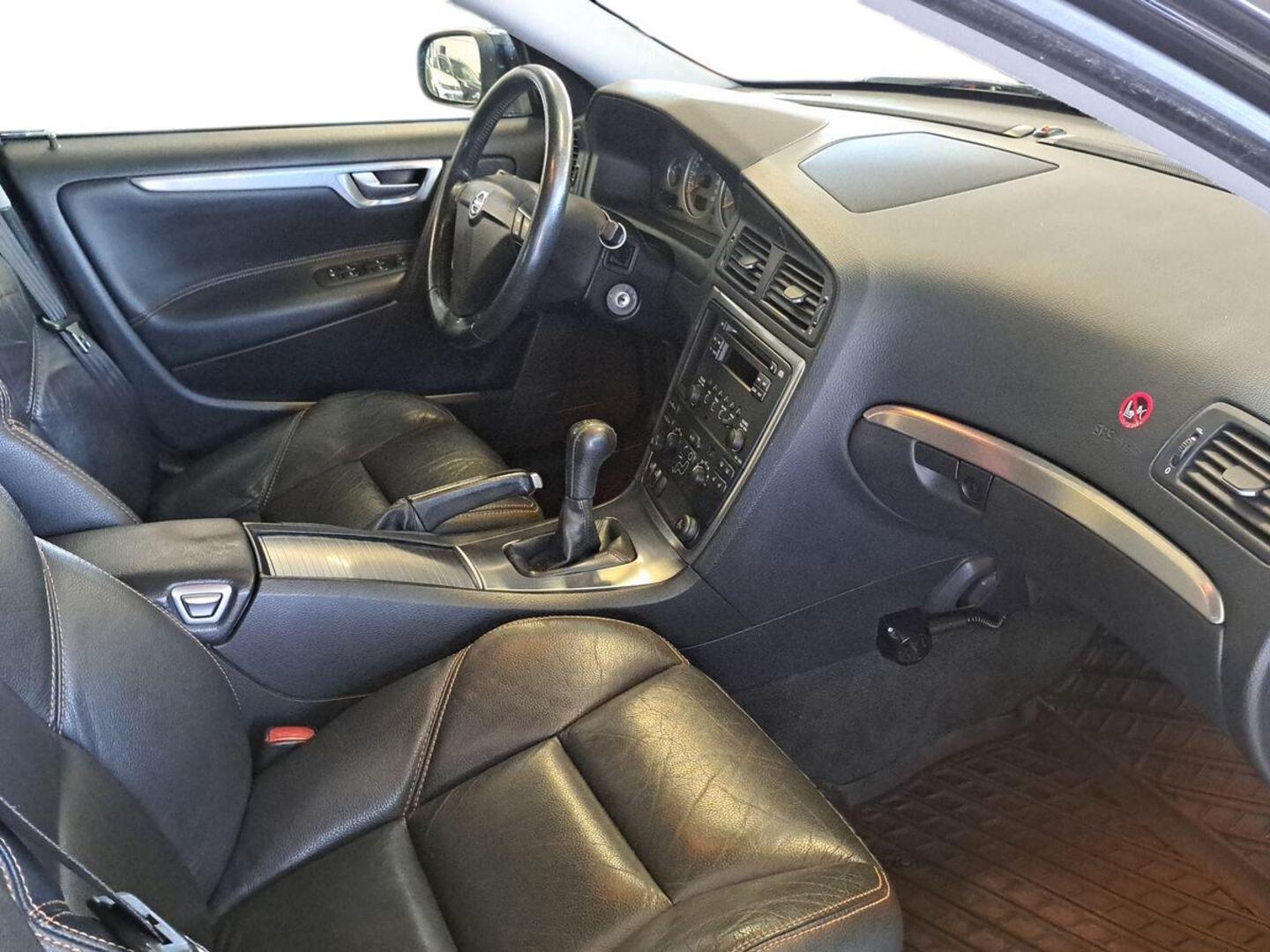 VOLVO S60 9