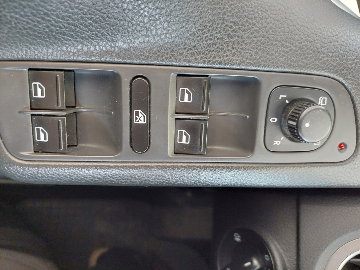 VOLKSWAGEN Tiguan 2010