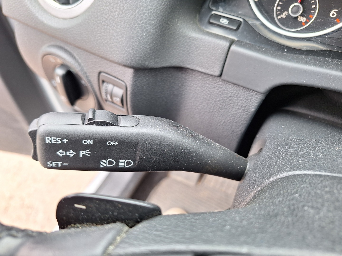 VOLKSWAGEN Tiguan 2010