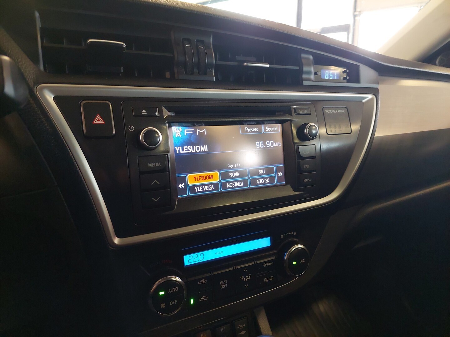 TOYOTA Auris 2014