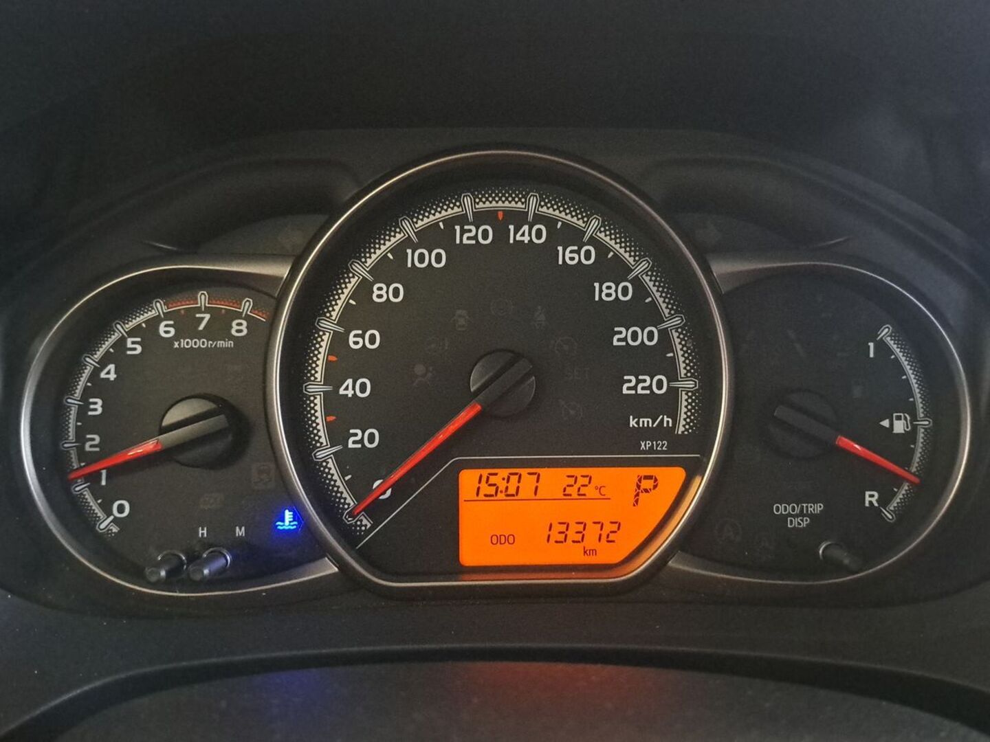 TOYOTA Yaris 25