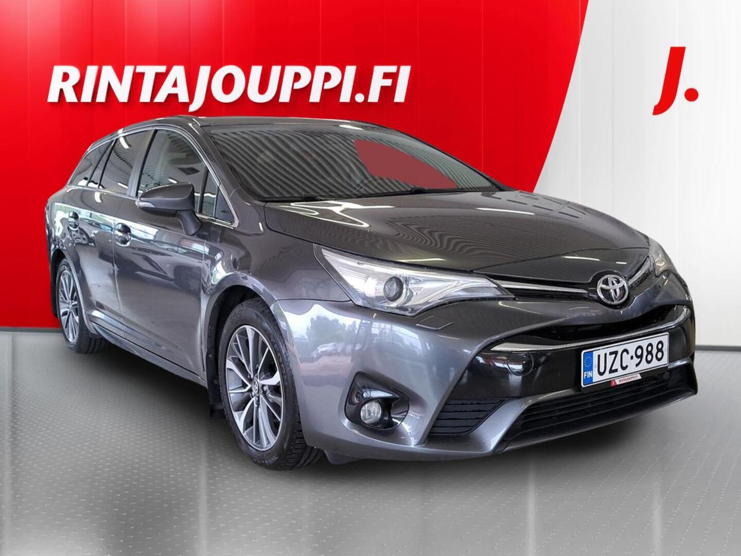 TOYOTA Avensis 2015