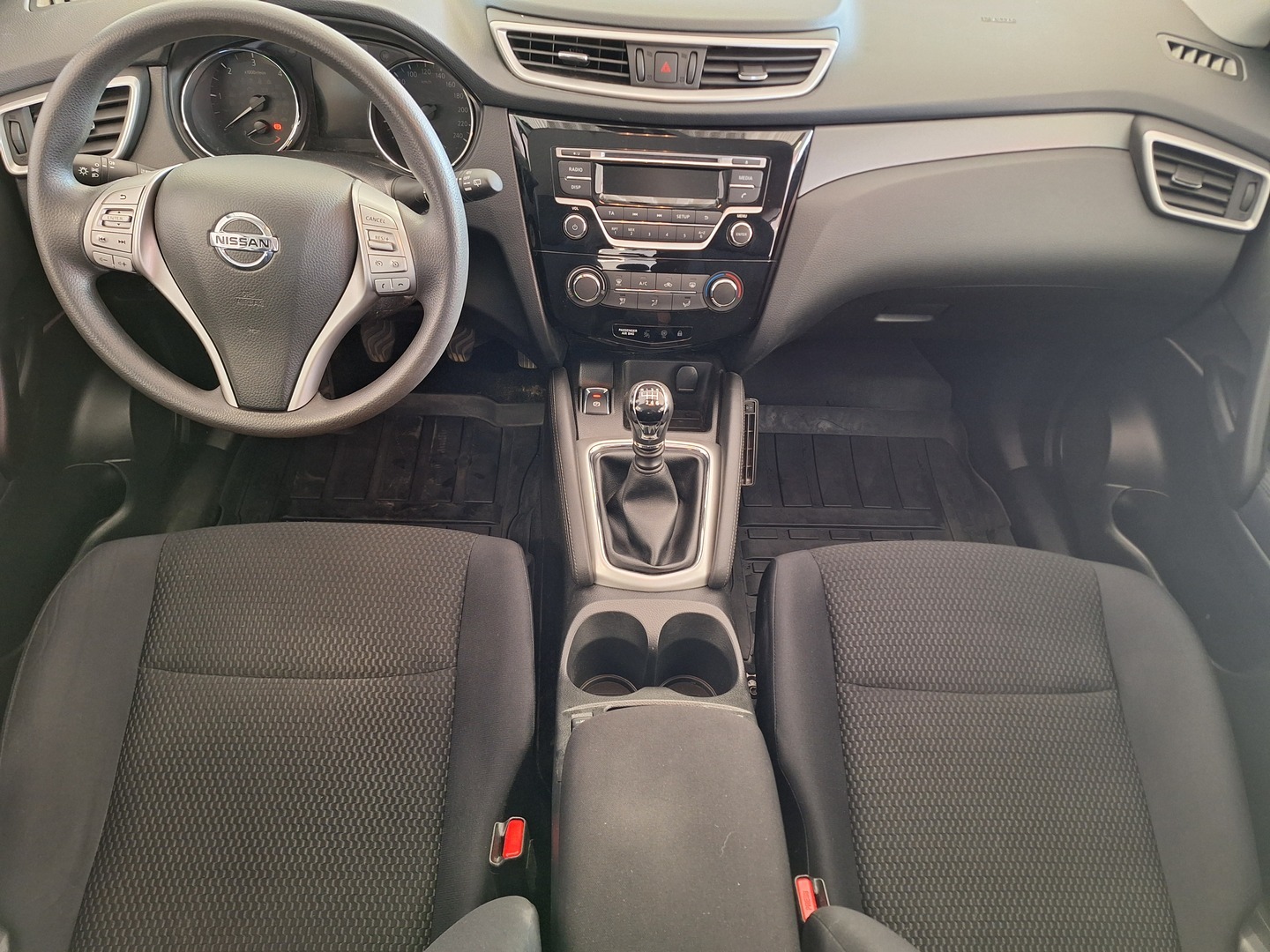NISSAN Qashqai 2015