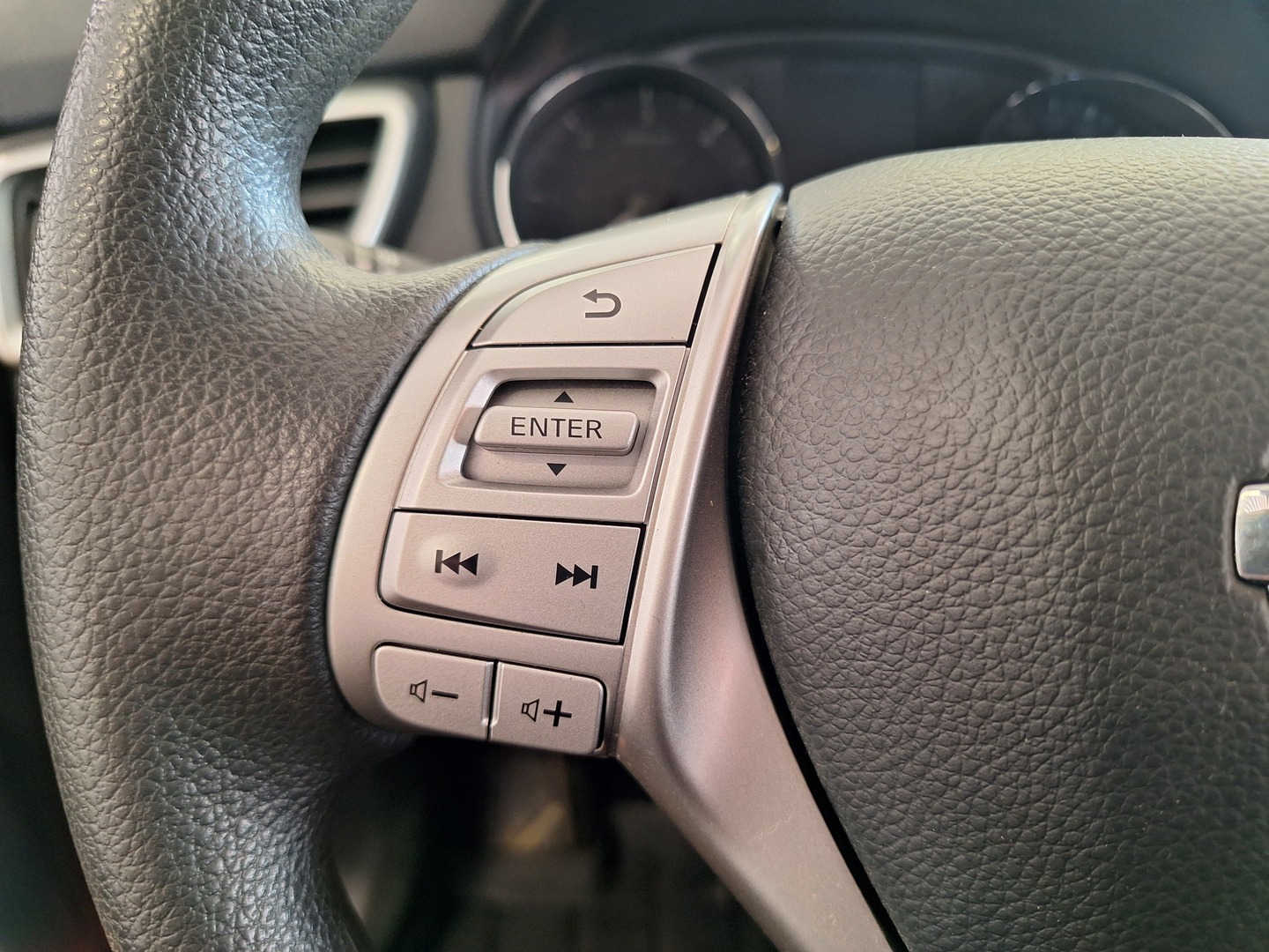 NISSAN Qashqai 2015