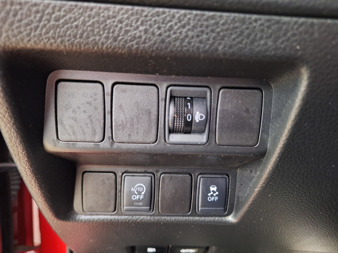 NISSAN Qashqai 2015