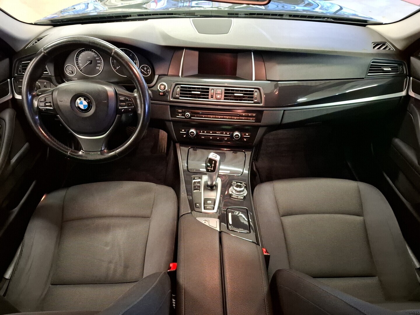 BMW 518 2013