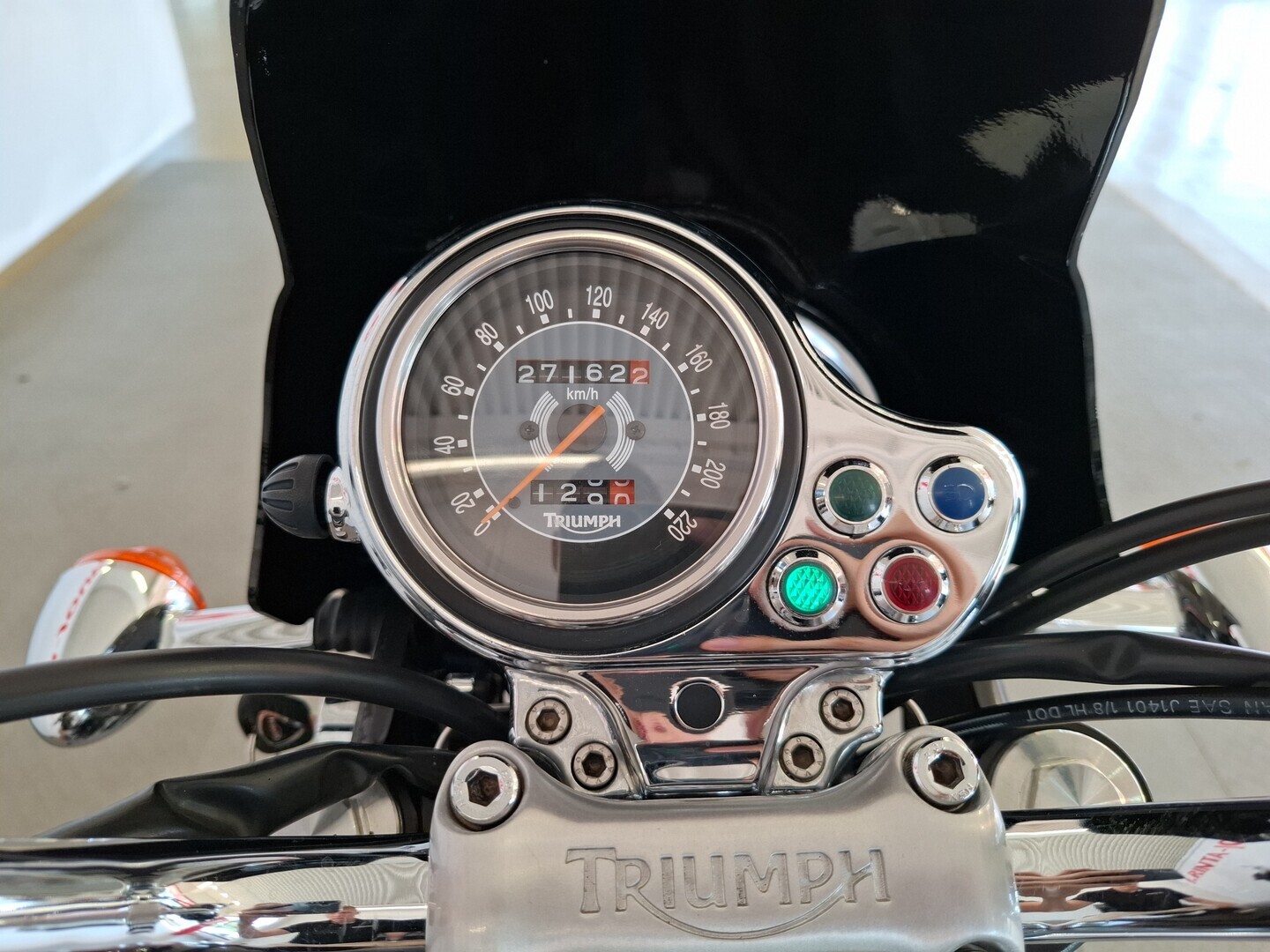TRIUMPH Bonneville 2008