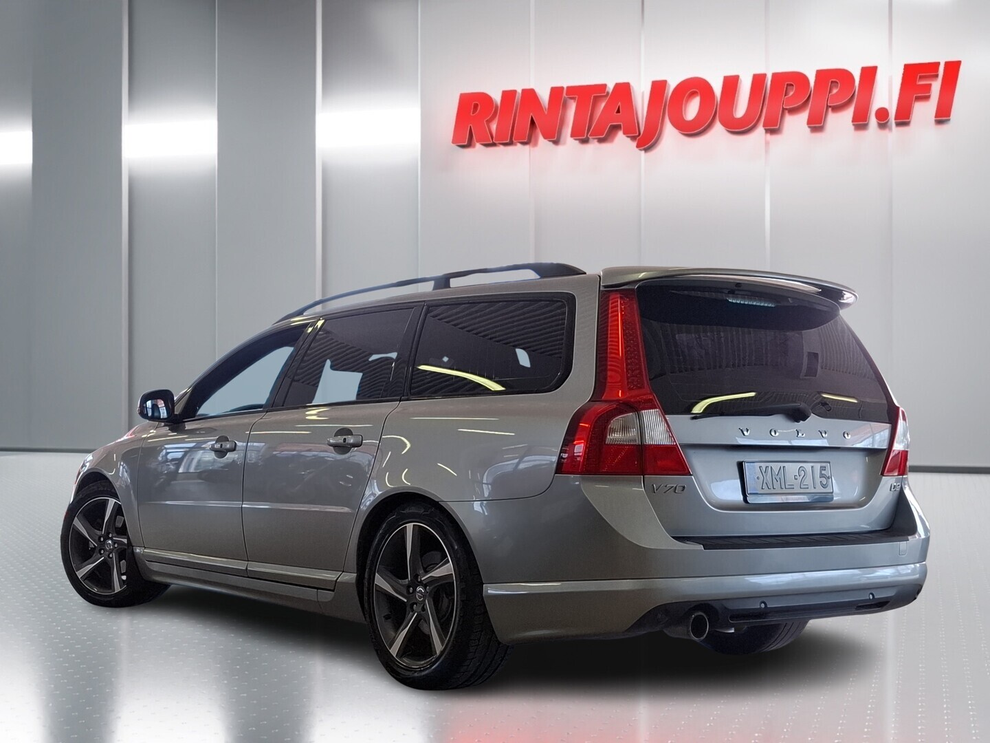 VOLVO V70 2012