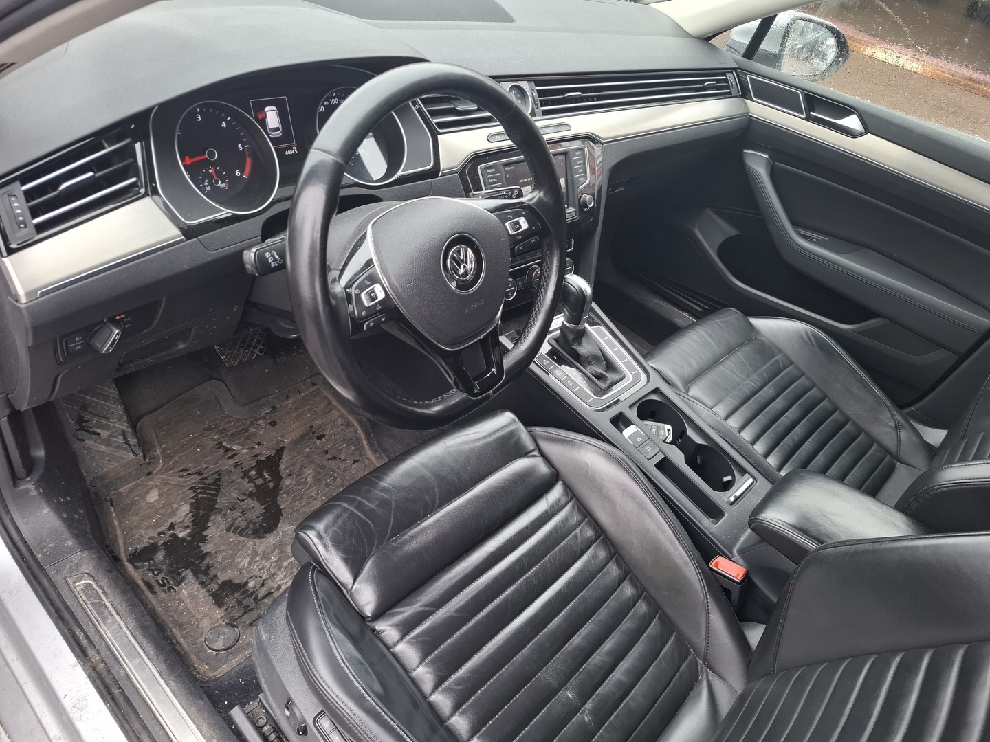VOLKSWAGEN Passat 2015