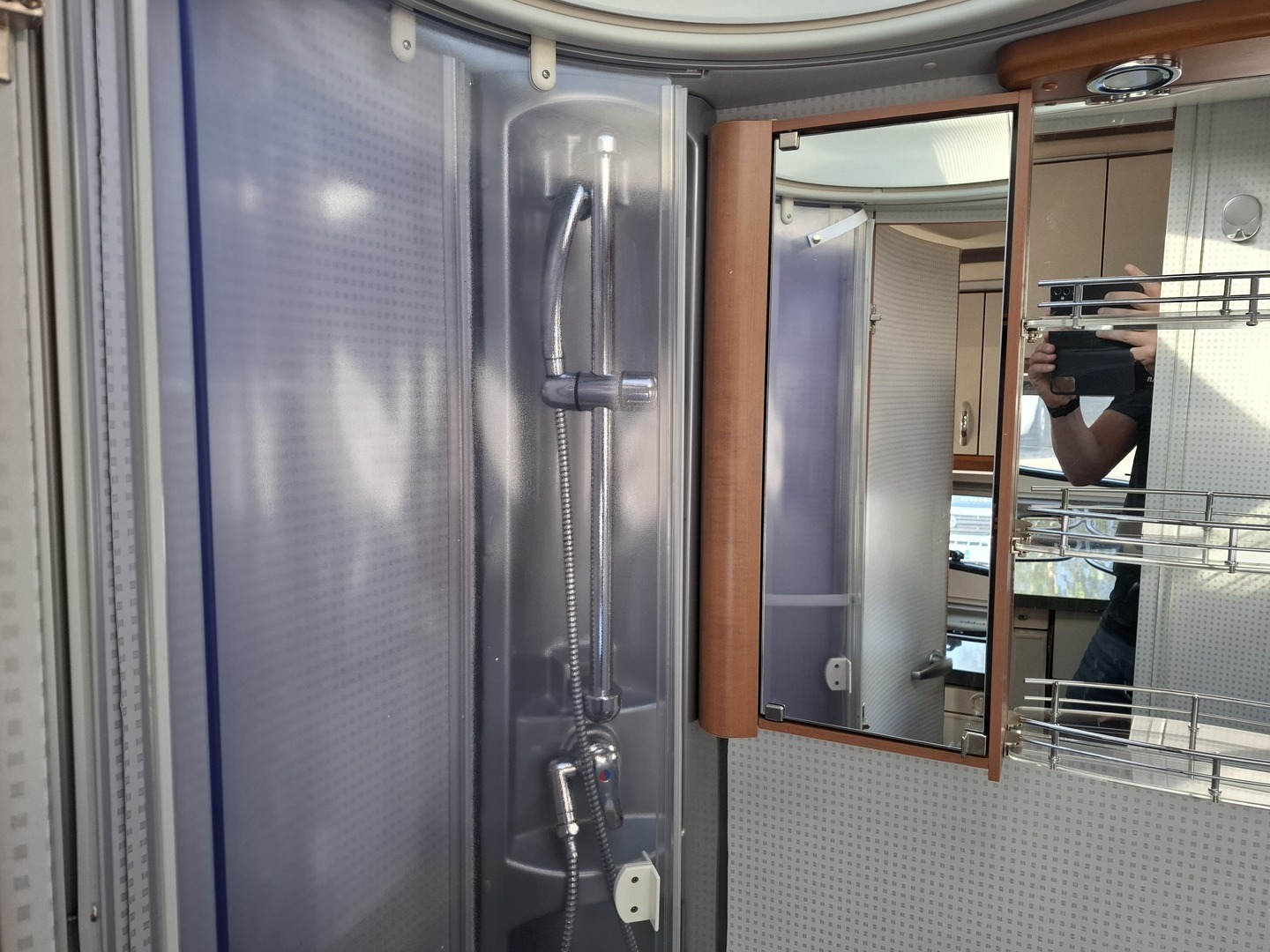 HOBBY T500 Van Exclusive 2009