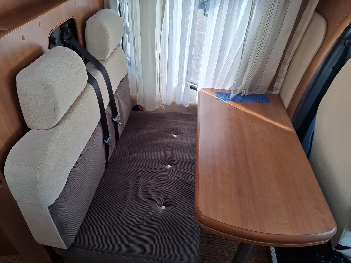 HOBBY T500 Van Exclusive 2009