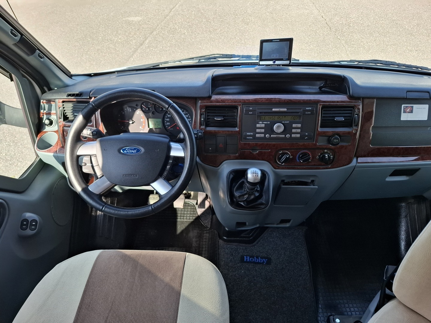 HOBBY T500 Van Exclusive 2009