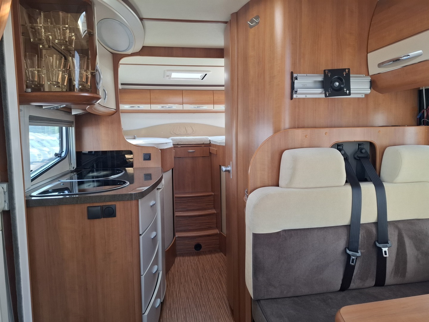 HOBBY T500 Van Exclusive 2009