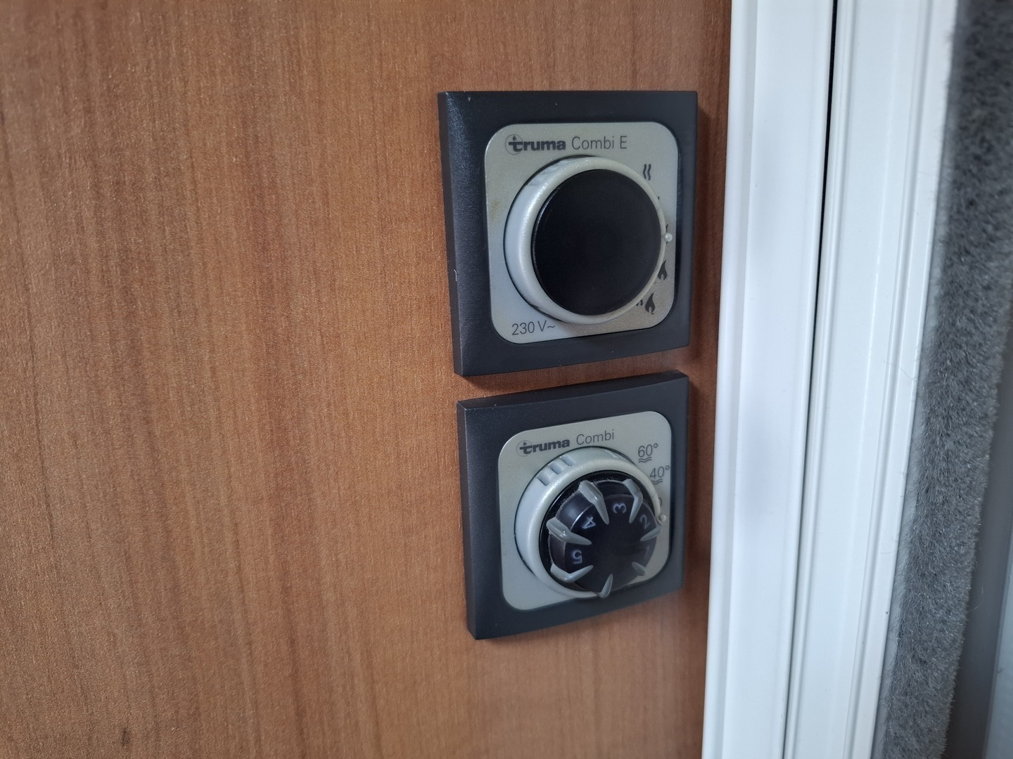 HOBBY T500 Van Exclusive 2009