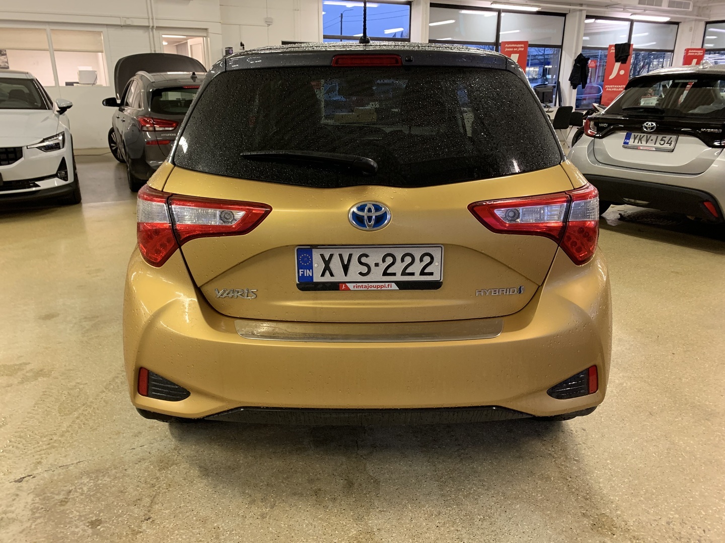 TOYOTA Yaris 2019