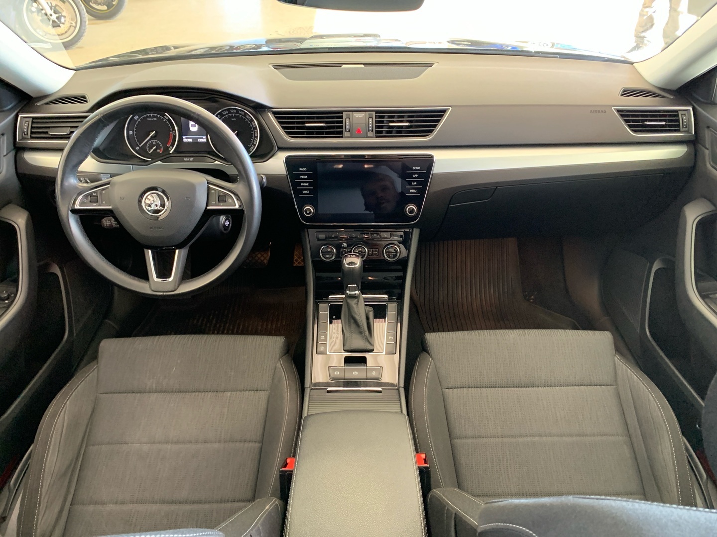 SKODA Superb 2019