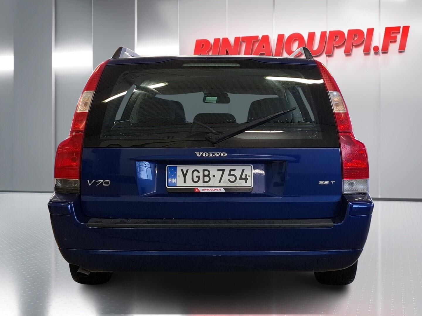 VOLVO V70 2005